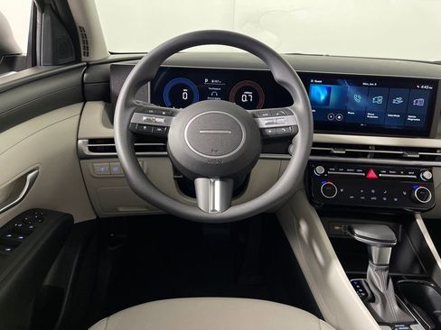 New 2026 Hyundai Tucson SEL FWD image 15