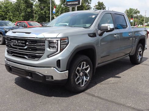 Used 2026 GMC Sierra 1500 SLT w/ SLT Convenience Package AWD/4WD image 29