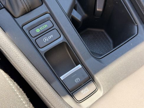 Used 2024 Honda Accord EX image 25