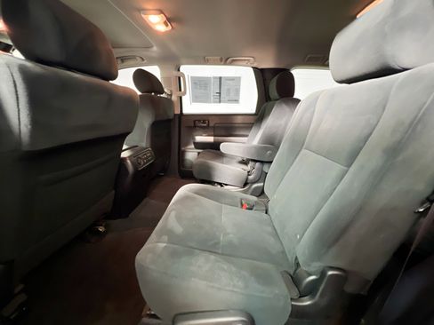 Used 2022 Toyota Sequoia TRD Sport image 29