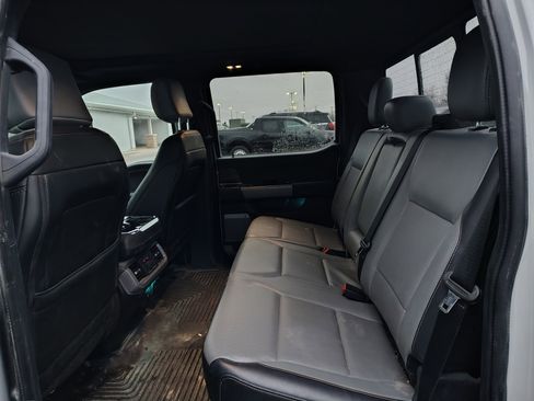 Used 2024 Ford F150 Lightning Lariat image 14