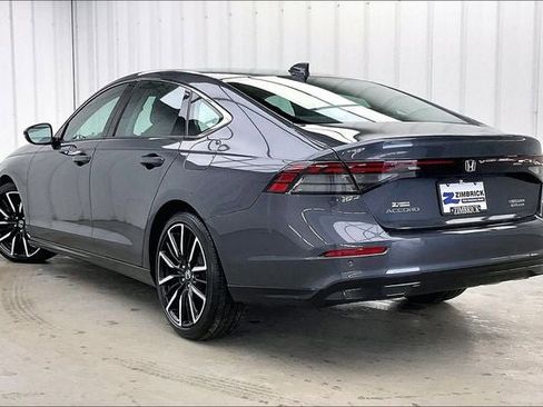 Certified 2025 Honda Accord Touring image 11