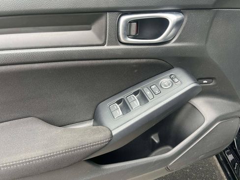 Used 2023 Honda Civic Sport image 18