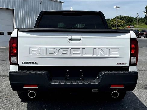 Used 2025 Honda Ridgeline Sport+ image 5