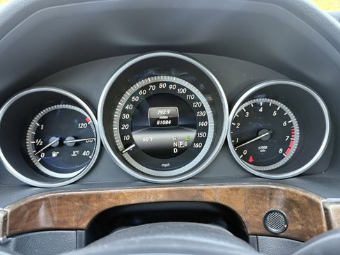 Used 2014 Mercedes-Benz E 350 Sedan image 47