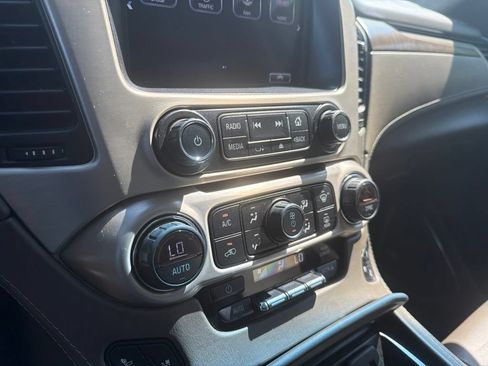 Used 2019 GMC Yukon Denali w/ Denali Ultimate Package AWD/4WD image 35