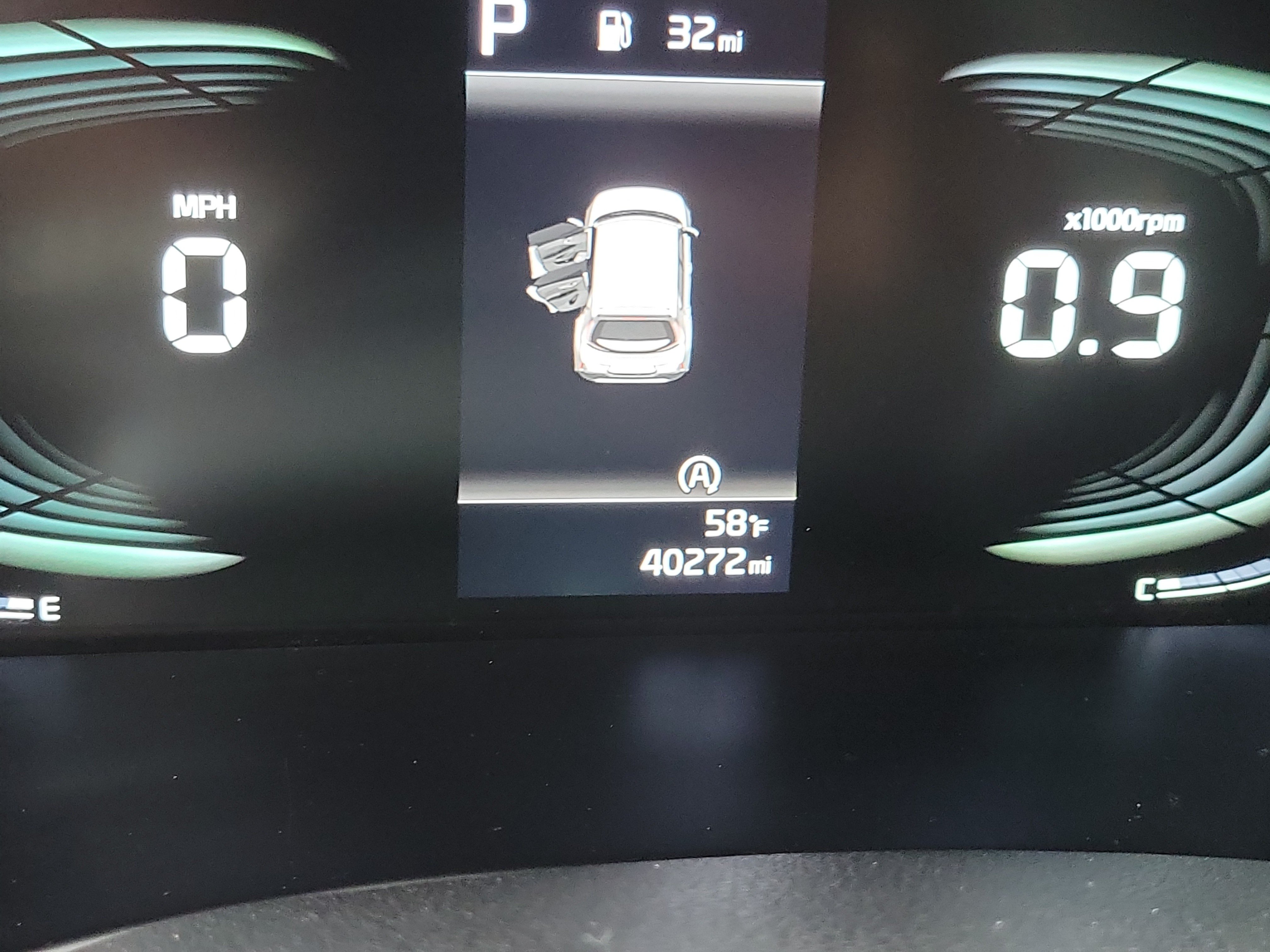 Used 2024 Kia Soul LX w/ LX Technology Package FWD image 6