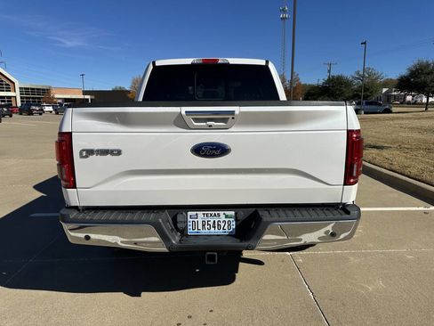 Used 2015 Ford F150 Lariat w/ Equipment Group 502A Luxury image 7