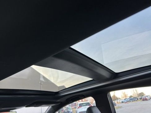 Used 2025 Toyota Camry XSE image 10