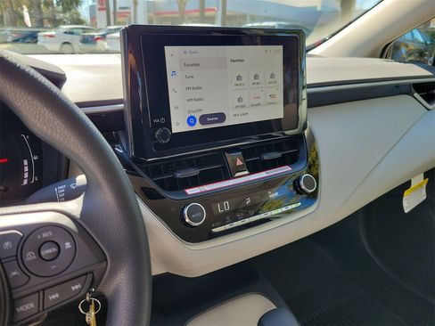 Used 2026 Toyota Corolla LE image 23