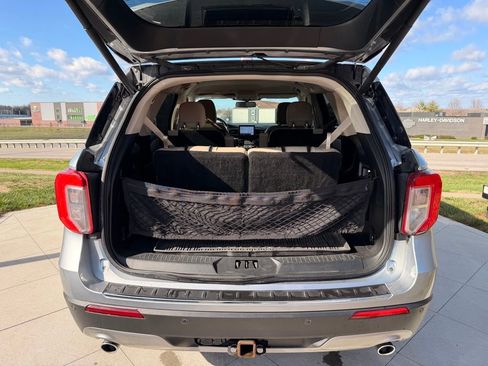 Used 2020 Ford Explorer Limited w/ Class III Trailer Tow Package image 33