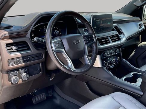 Used 2022 Chevrolet Tahoe Z71 AWD/4WD image 16