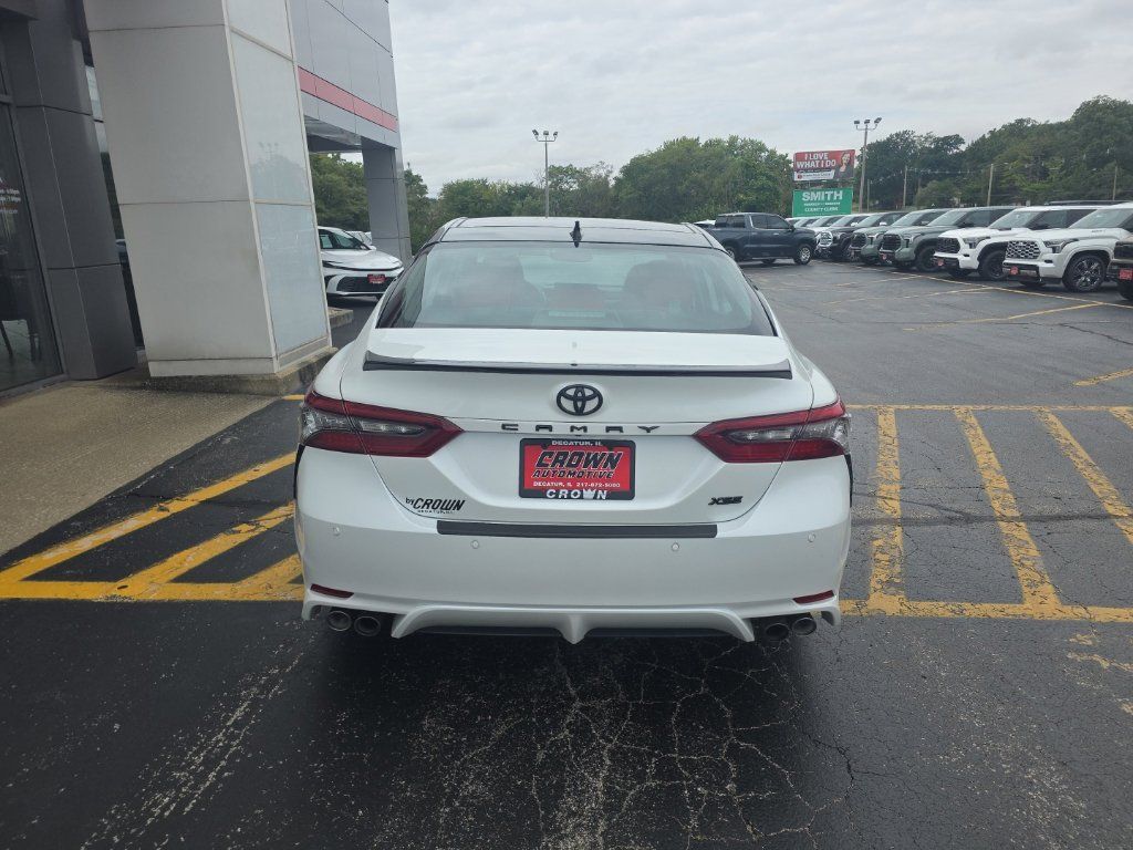 Used 2023 Toyota Camry XSE w/ Navigation Package FWD image 4