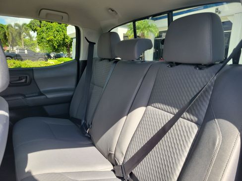 Used 2022 Toyota Tacoma SR w/ SR Convenience Package RWD image 13