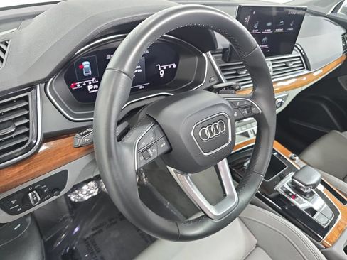 Used 2023 Audi Q5 2.0T Premium Plus w/ Premium Plus Package AWD/4WD image 4