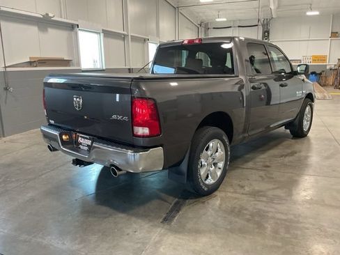 Used 2019 RAM 1500 Tradesman w/ Tradesman SXT Package AWD/4WD image 16