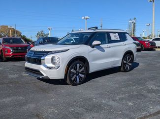 New 2026 Mitsubishi Outlander SEL FWD video 2