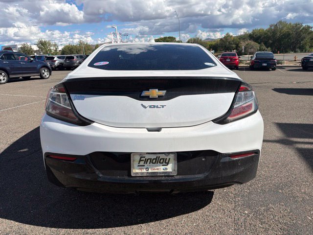 Used 2017 Chevrolet Volt Premier w/ Driver Confidence II Package FWD image 5