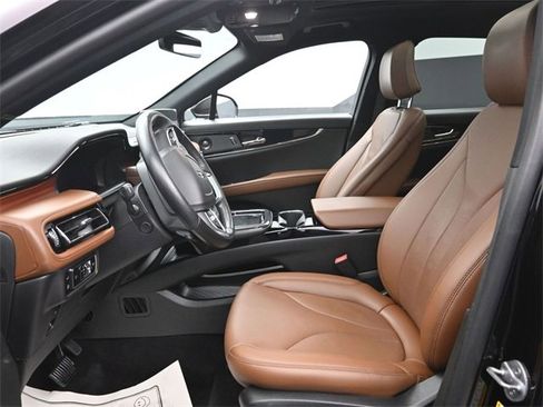 Certified 2023 Lincoln Nautilus Reserve w/ Equipment Group 201A image 9