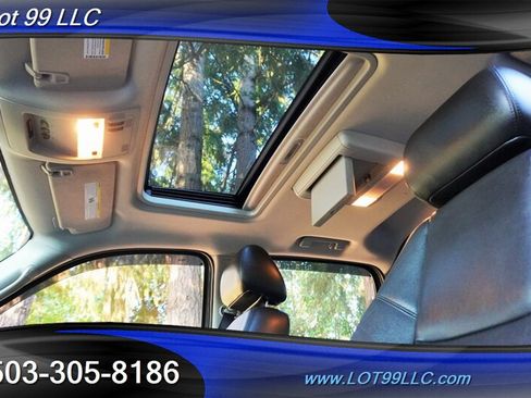 Used 2012 Chevrolet Avalanche LTZ AWD/4WD image 3