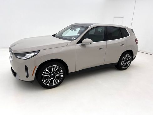 Certified 2025 BMW X3 xDrive30i w/ Premium Package image 5