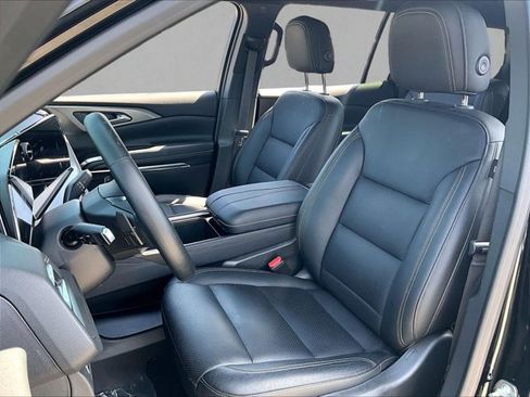 Used 2026 Chevrolet Traverse LT FWD image 27
