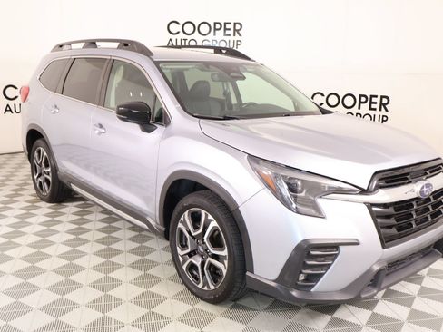 Used 2024 Subaru Ascent Limited AWD/4WD image 1