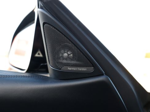 Used 2016 BMW M4 Convertible image 48