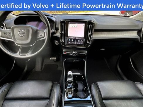Used 2025 Volvo XC40 B5 Plus AWD/4WD image 20