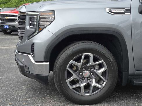 Certified 2024 GMC Sierra 1500 SLT RWD image 8