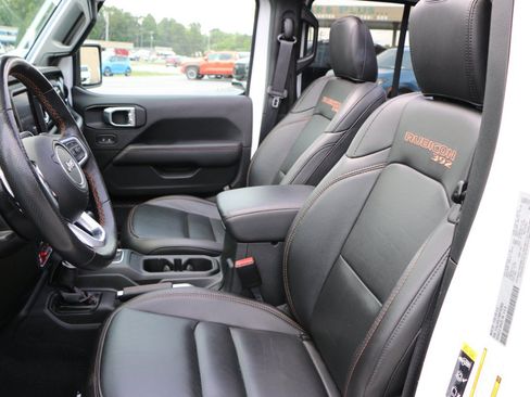 Used 2022 Jeep Wrangler Unlimited Rubicon w/ Trailer Tow Package AWD/4WD image 25