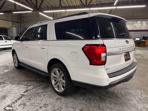 Used 2022 Ford Expedition Max XLT AWD/4WD image 2