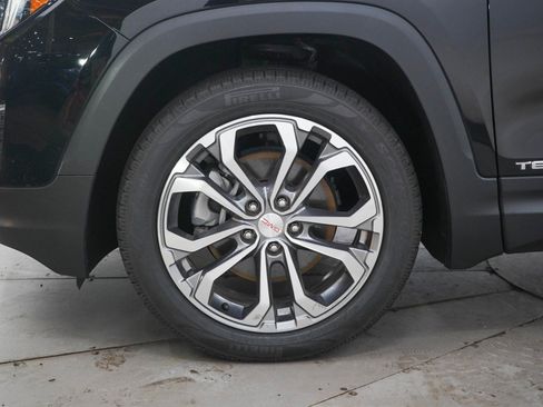 Used 2018 GMC Terrain SLT w/ Preferred Package AWD/4WD image 29