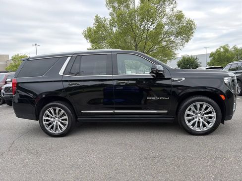 Used 2023 GMC Yukon Denali RWD image 2
