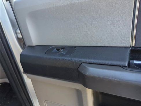 Used 2016 Ford F150 XLT AWD/4WD image 25