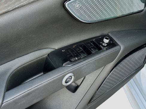 Certified 2024 Maserati Grecale GT image 23