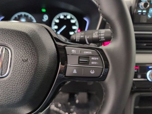 New 2025 Honda Pilot EX-L image 12