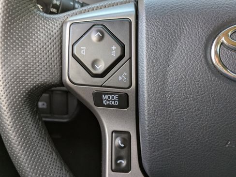 Used 2019 Toyota Tacoma SR5 image 23