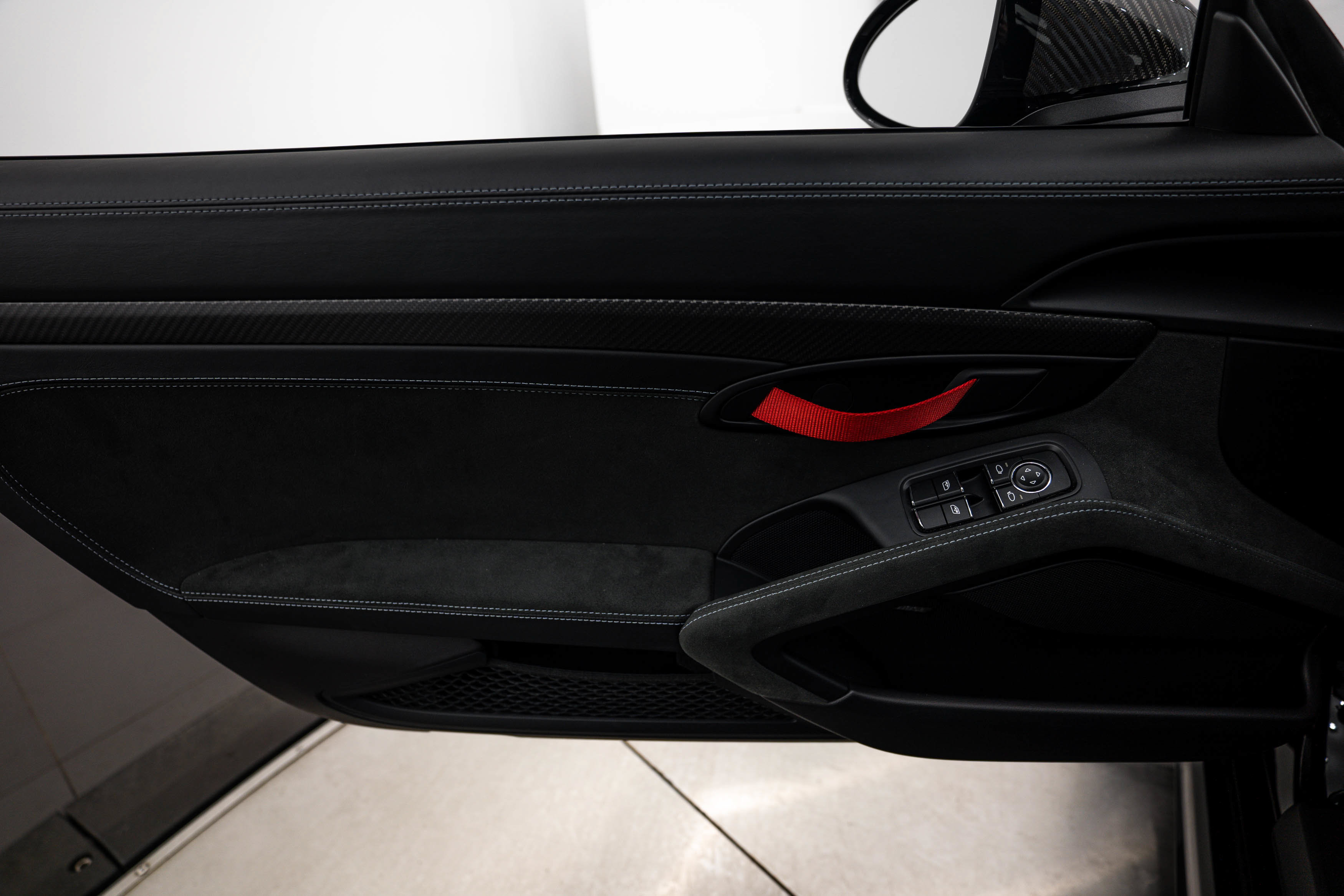Certified 2023 Porsche 718 Cayman GT4 RS RWD image 19