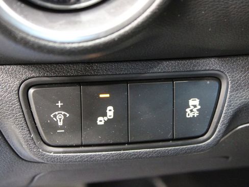 Used 2022 Kia Forte GT-Line w/ GT-Line Premium Package image 17