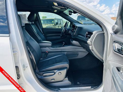 Used 2022 Dodge Durango GT image 38