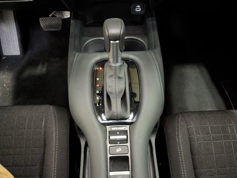 Used 2025 Honda HR-V LX image 21