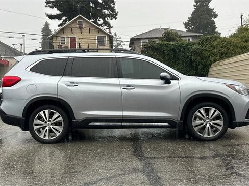 Used 2021 Subaru Ascent Limited w/ Technology Package image 3