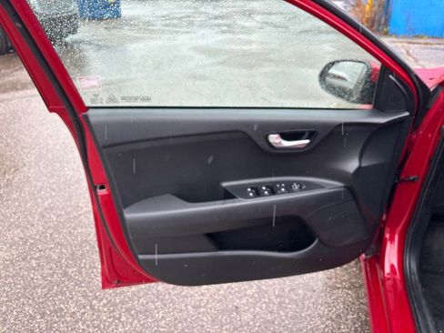 Used 2020 Kia Rio S image 8