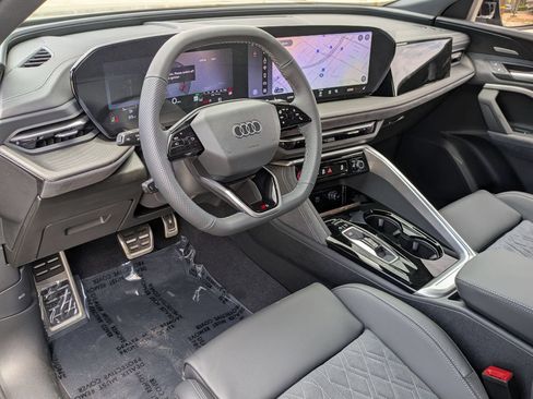 New 2026 Audi SQ5 Premium Plus AWD/4WD image 8