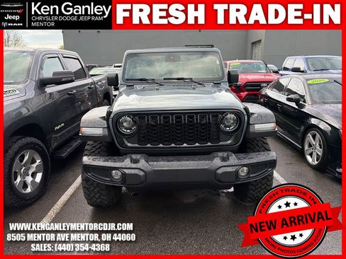 Used 2024 Jeep Wrangler Willys image 2