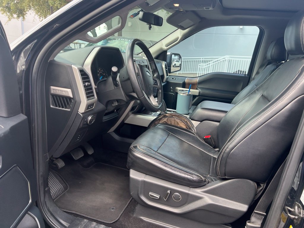 Used 2017 Ford F150 Lariat AWD/4WD image 5