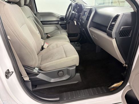 Used 2017 Ford F150 XLT RWD image 27