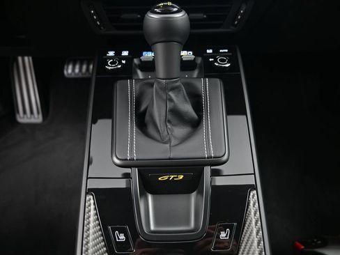 Certified 2026 Porsche 911 GT3 RWD image 19