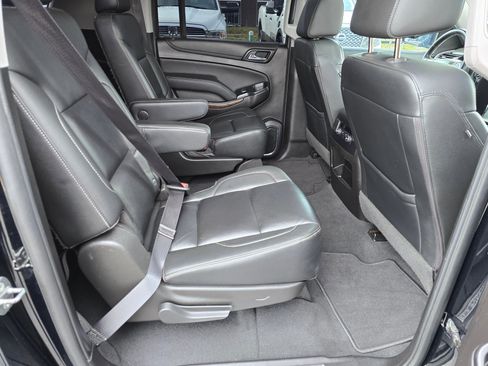 Used 2019 Chevrolet Suburban LT AWD/4WD image 32